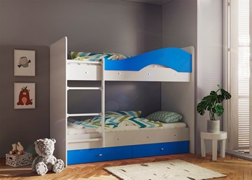 Детская двухэтажная кровать Мая с 2 ящиками на щитах, корпус Млечный дуб, фасад Синий в Магадане - предосмотр