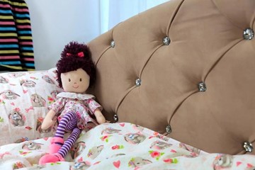 Кровать детская односпальная Эльза с бортиком, Бежевый (щиты) в Магадане - предосмотр 2