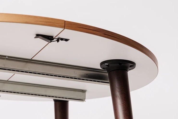 Обеденный круглый раздвижной стол Шпон Ореха д. 90 см МДФ светлый орех в Магадане - изображение 3