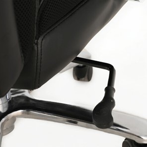 Кресло Brabix Premium Bomer HD-007 (рециклированная кожа, хром, черное) в Магадане - предосмотр 5